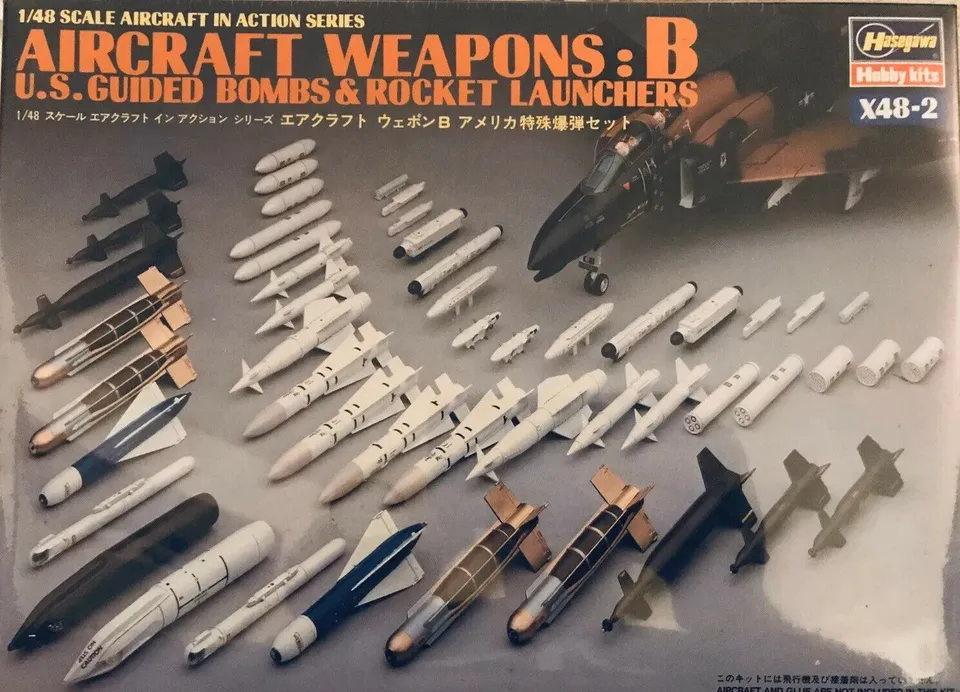 hasegawa-36002-armement-avion-us-weapons-b-1-48 image 1