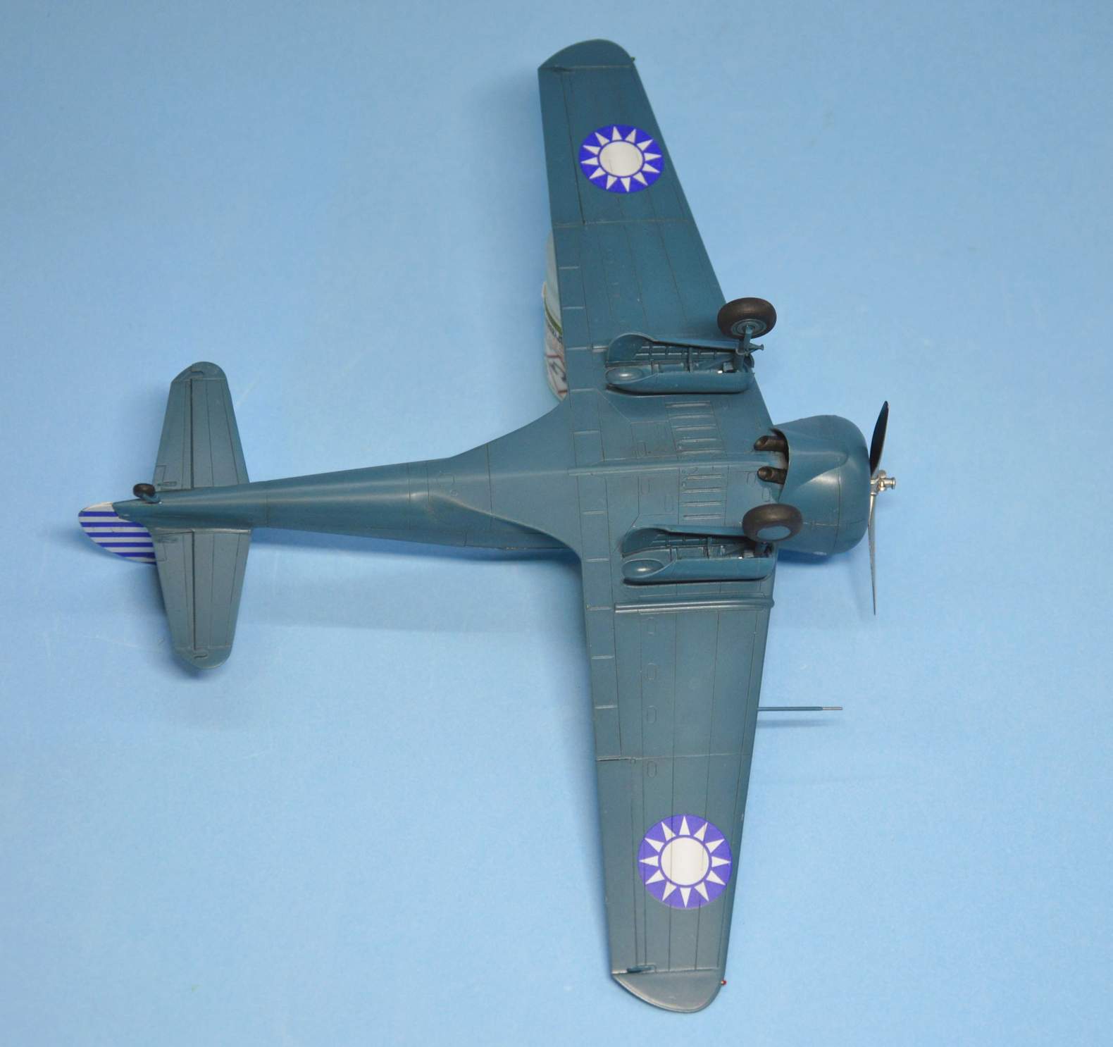 dora-wings-curtiss-cw-21a-demonstrator-1-48-maquette-mont-e image 4