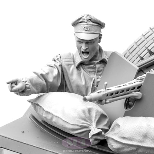 sol-resin-factory-mm636-officier-allemand-figurines-1-16-sd-kfz-251 image 1