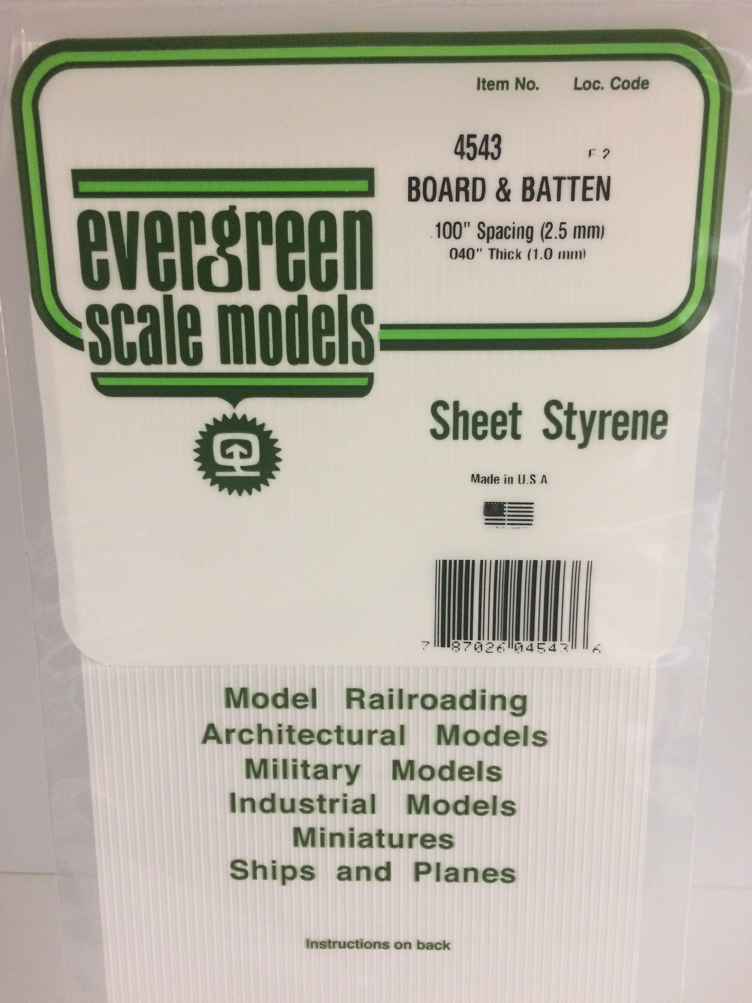 evergreen-siding-4543-plaque-bardage-blanc-board-batten-1-feuille image 1