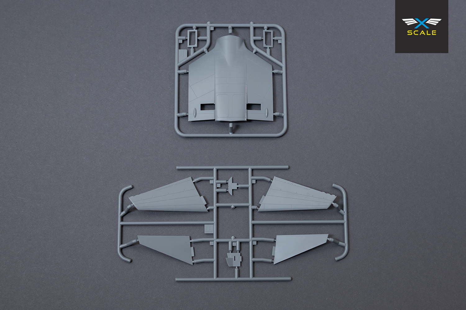 x-scale-144006-douglas-ec-24a-maquette-avion-1-144 image 4