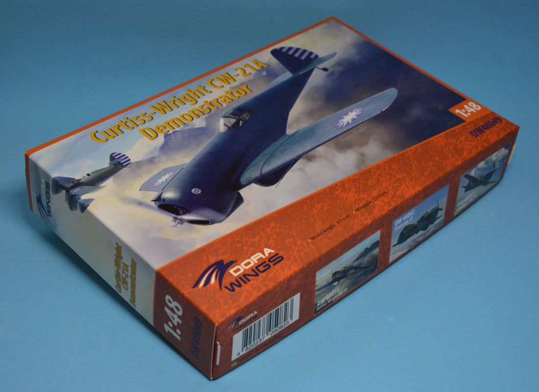 dora-wings-curtiss-cw-21a-maquette-avion-1-48-demon-intercepteur image 2