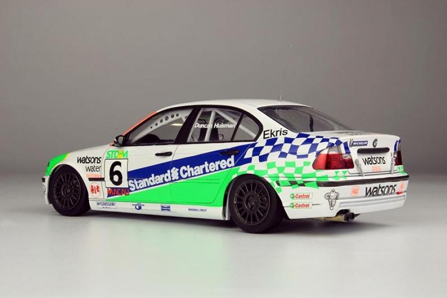 nunu-24041-bmw-320i-e46-maquette-voiture-1-24-macau-2001 image 3