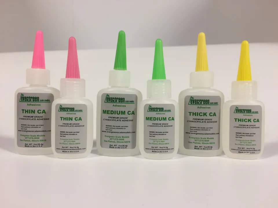 evergreen-adhesives-61-colle-cyano-fluide-1-2-oz-bouchon-rose image 1