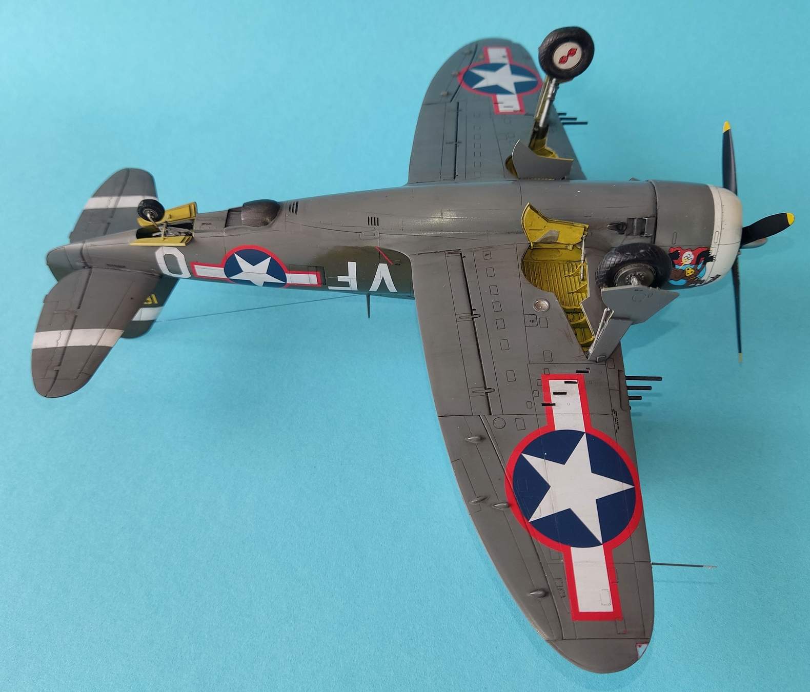 dora-wings-p-47c-2-thunderbolt-mod-le-mont-1-48-razorback image 3