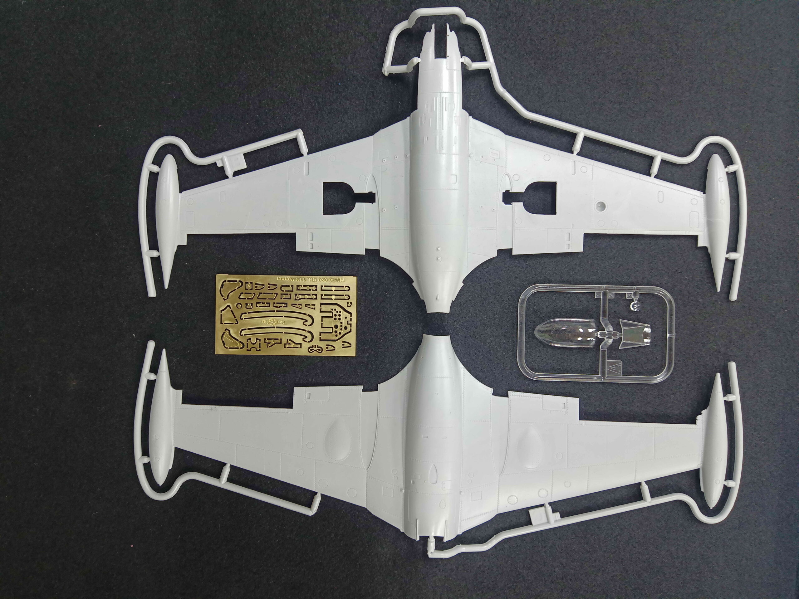 mikromir-048-020-dh-112-venom-maquette-avion-1-48-chasseur image 2
