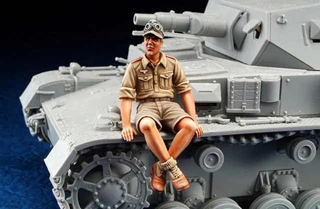 def-model-do35008-figurines-dak-panzer-crew-1-35-r-sine image 1