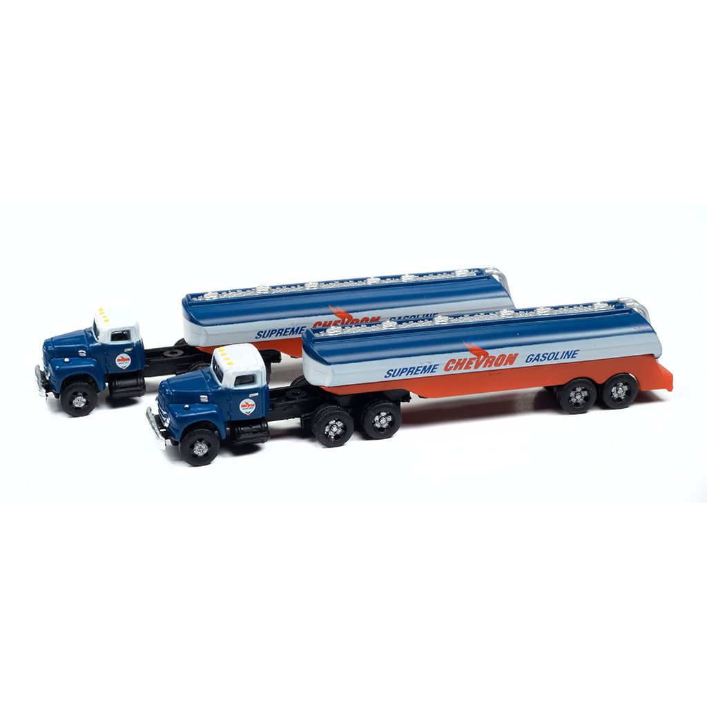 classic-metal-works-ih-r-190-chevron-miniature-camion-1-160 image 2