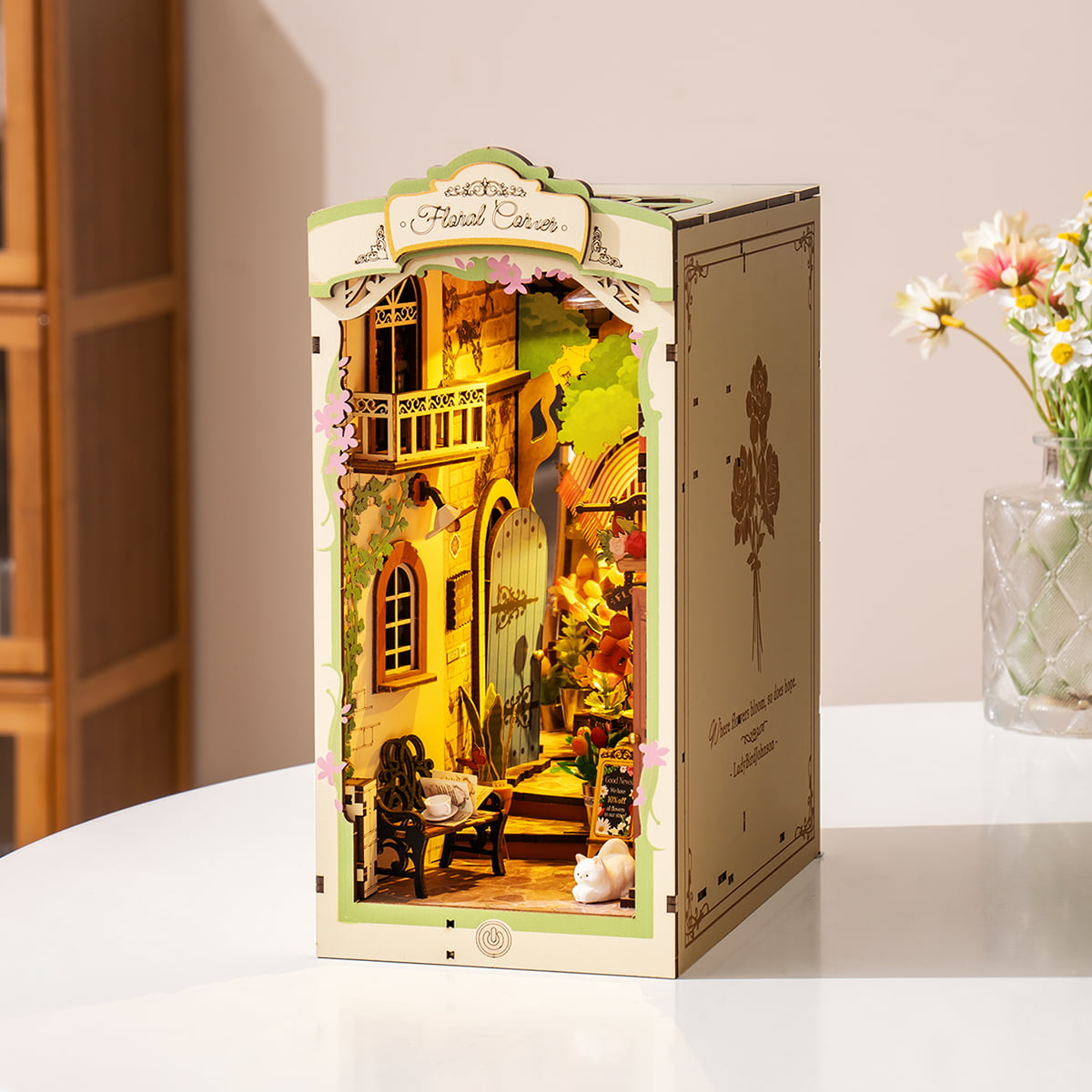 rolife-tgb09-floral-corner-book-nook-kit-bois-fleurs image 2