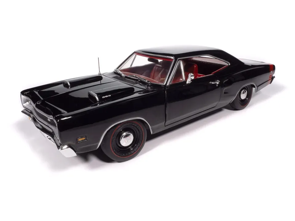 american-muscle-1969-dodge-coronet-super-bee-1-18-miniature-noire image 1