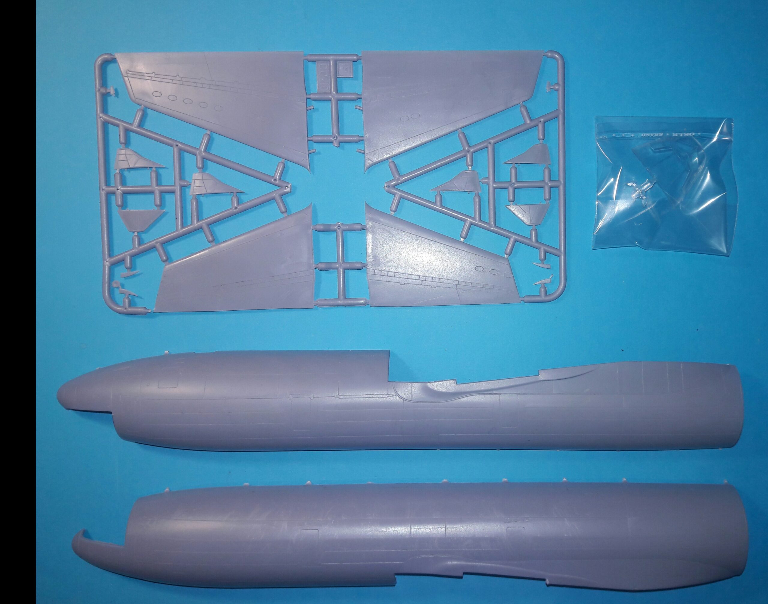 amp-kc-10-extender-144004-maquette-avion-1-144-ravitailleur image 5