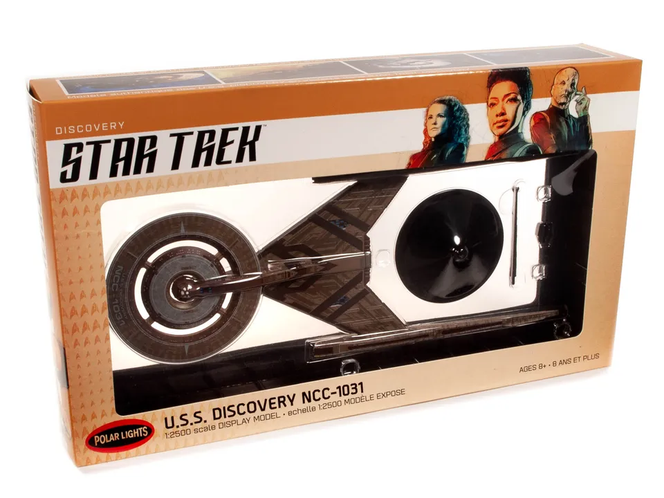 polar-lights-u-s-s-discovery-star-trek-mod-le-1-2500-bronze image 1