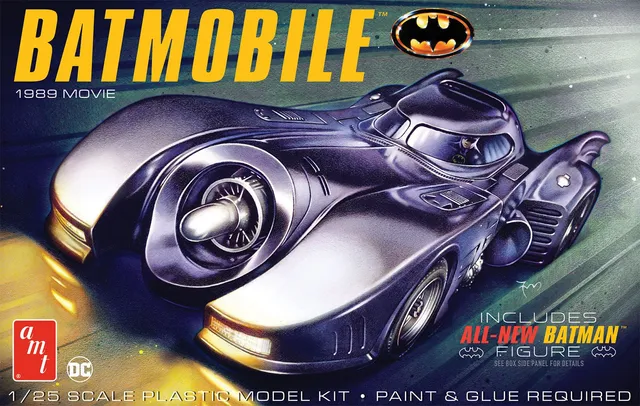 amt-batmobile-1989-maquette-1-25-avec-batman-assis image 1