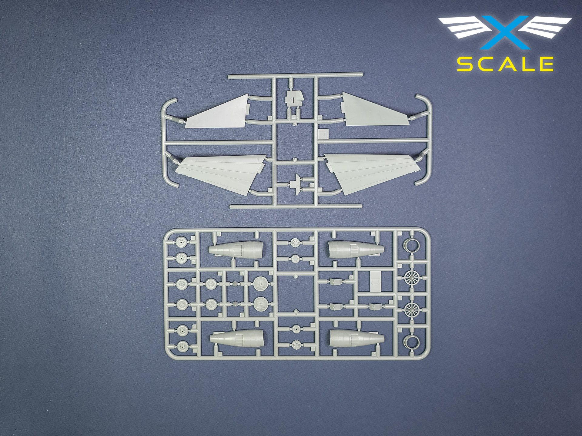 x-scale-144010-dc-8-61-united-airlines-maquette-avion-1-144 image 3
