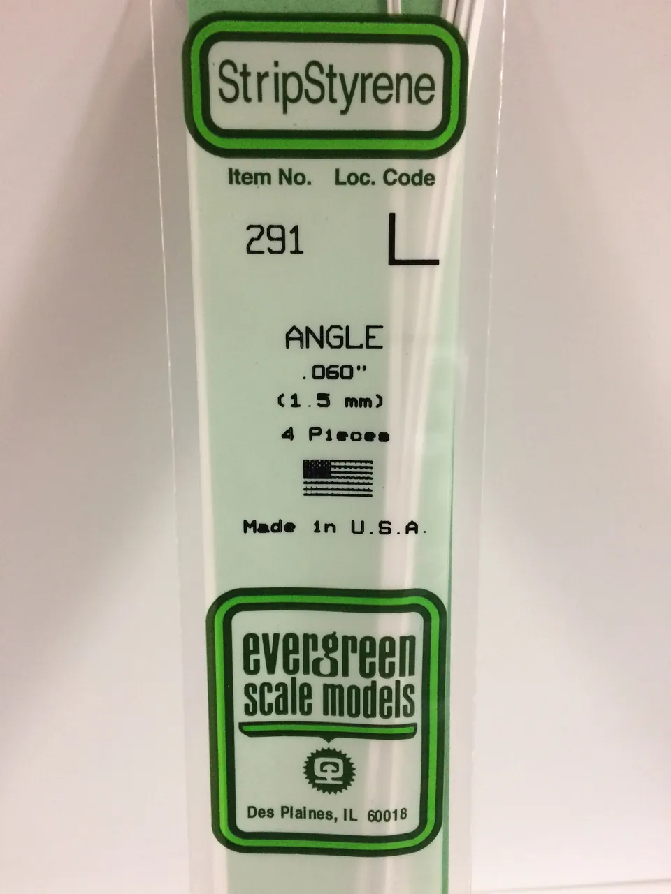 evergreen-shapes-291-corni-re-plastique-blanc-1-5-mm-4-pcs image 1
