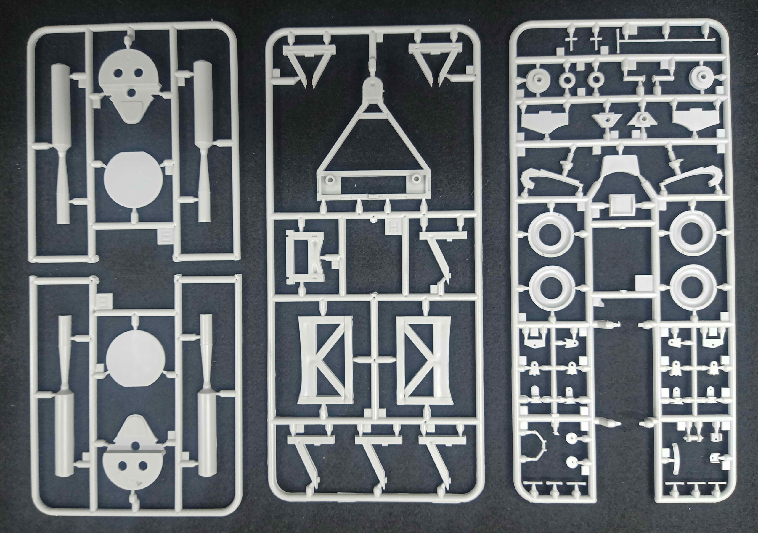 mikromir-yokosuka-mxy-7-ohka-mm-032-004-maquette-avion-1-32 image 2