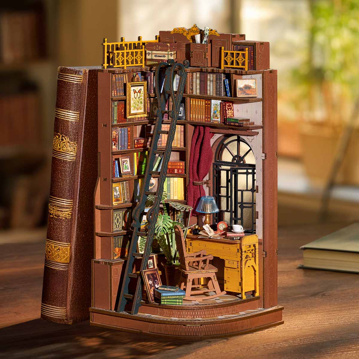 robotime-rolife-tge02-silent-corner-kit-book-nook-bureau image 2