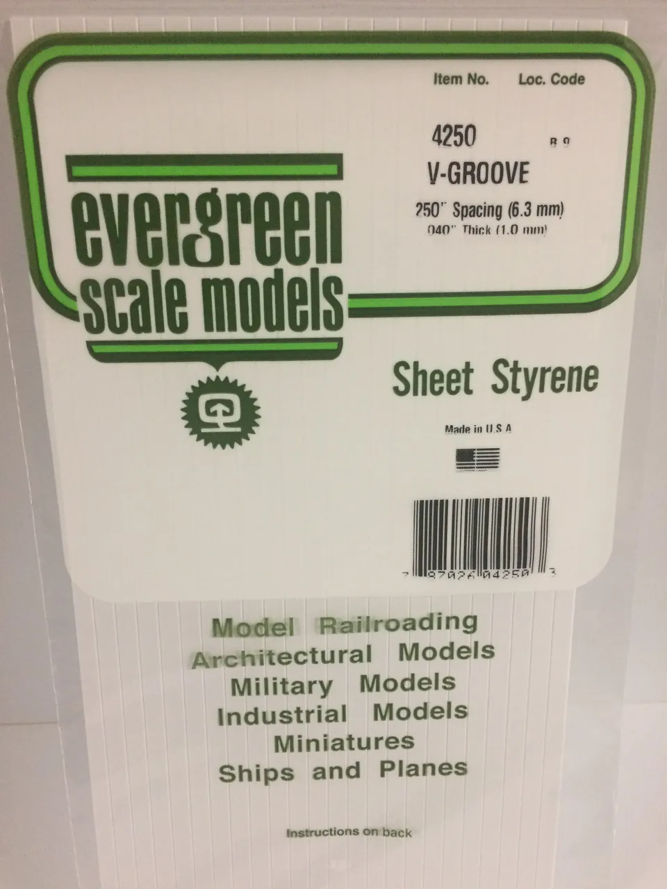 evergreen-siding-4250-plaque-rainur-e-v-blanche-15x30cm-1-feuille image 1