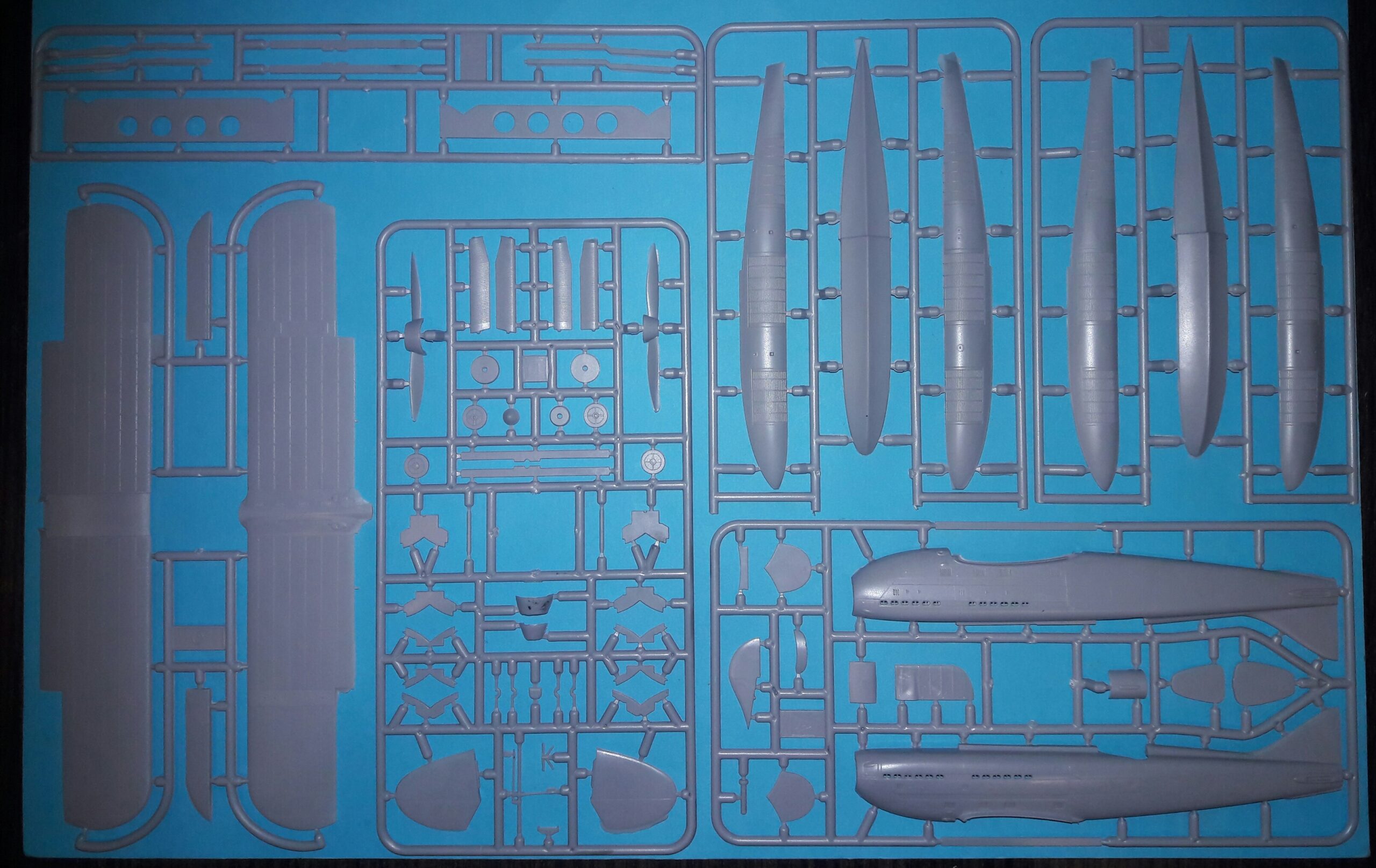amp-48018-macchi-castoldi-m-c-72-maquette-hydravion-1-48 image 3