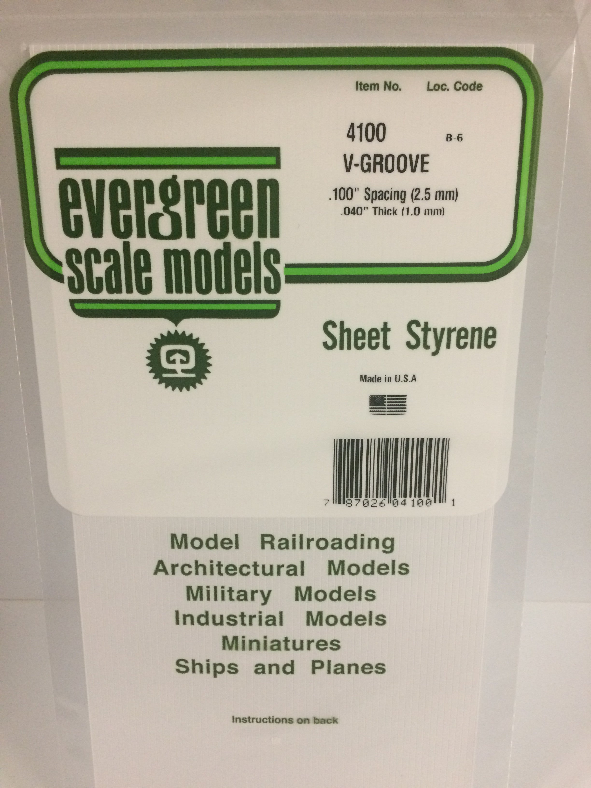 evergreen-siding-4100-plaque-rainure-v-blanche-15x30-cm image 1