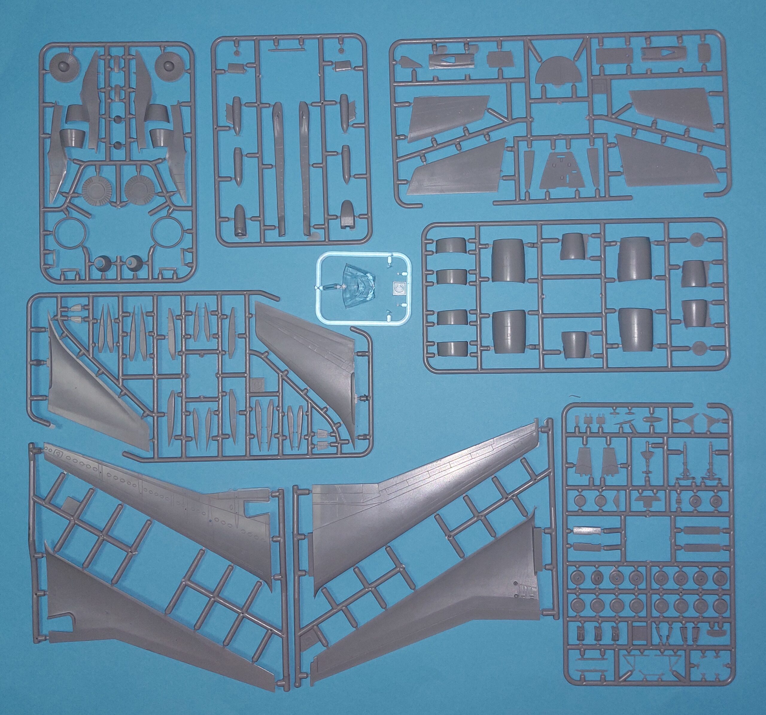 amp-14008-airbus-a310-mrtt-maquette-avion-1-144-spanish-air-force image 4