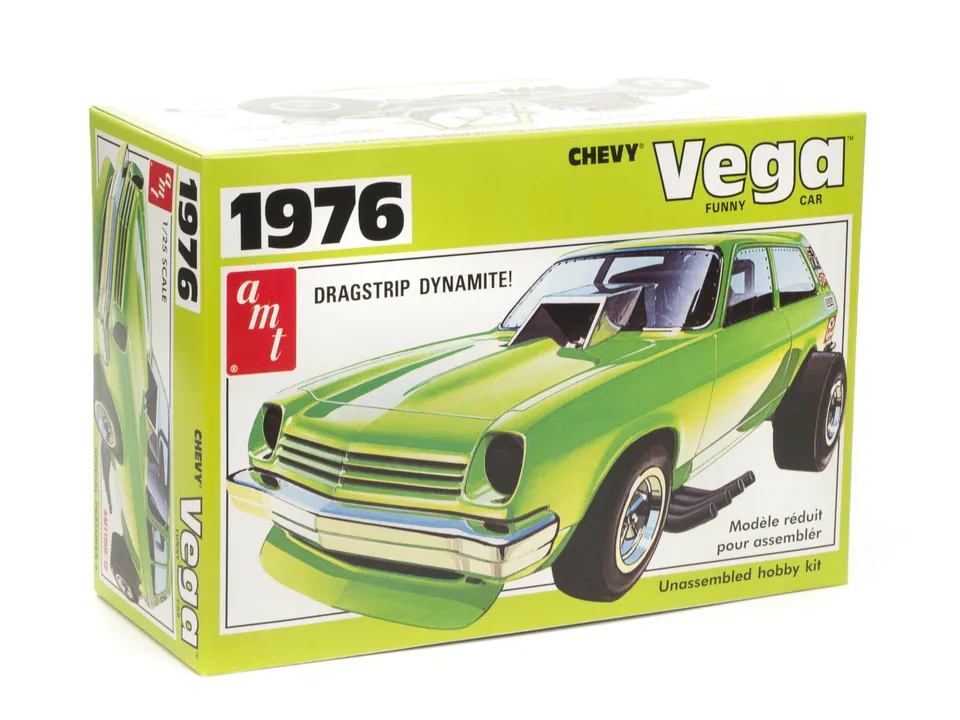 amt-1976-chevy-vega-funny-car-maquette-dragster-1-25 image 1