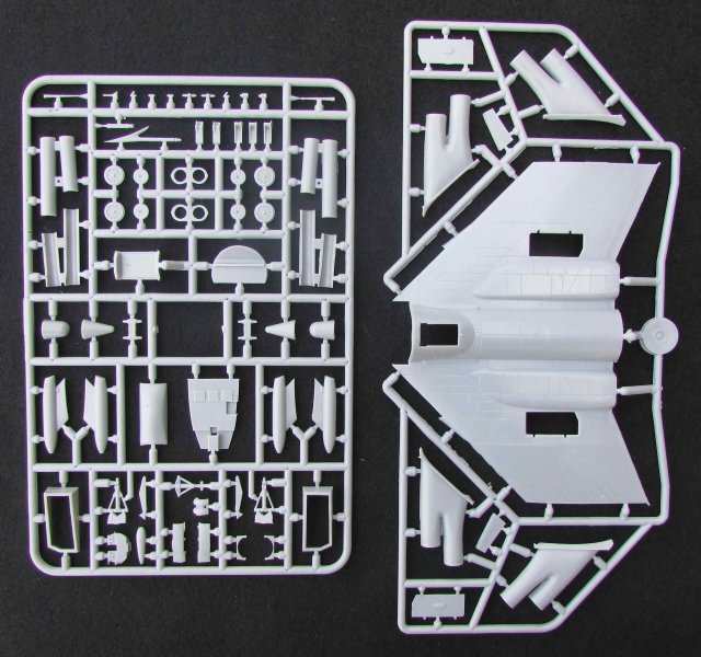 amp-mikromir-victor-b-mk-1-k-2p-maquette-avion-1-144-v image 3