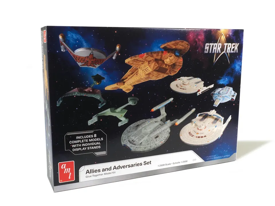 amt-1443-star-trek-maquette-vaisseaux-adversaries-allies-1-2500 image 1