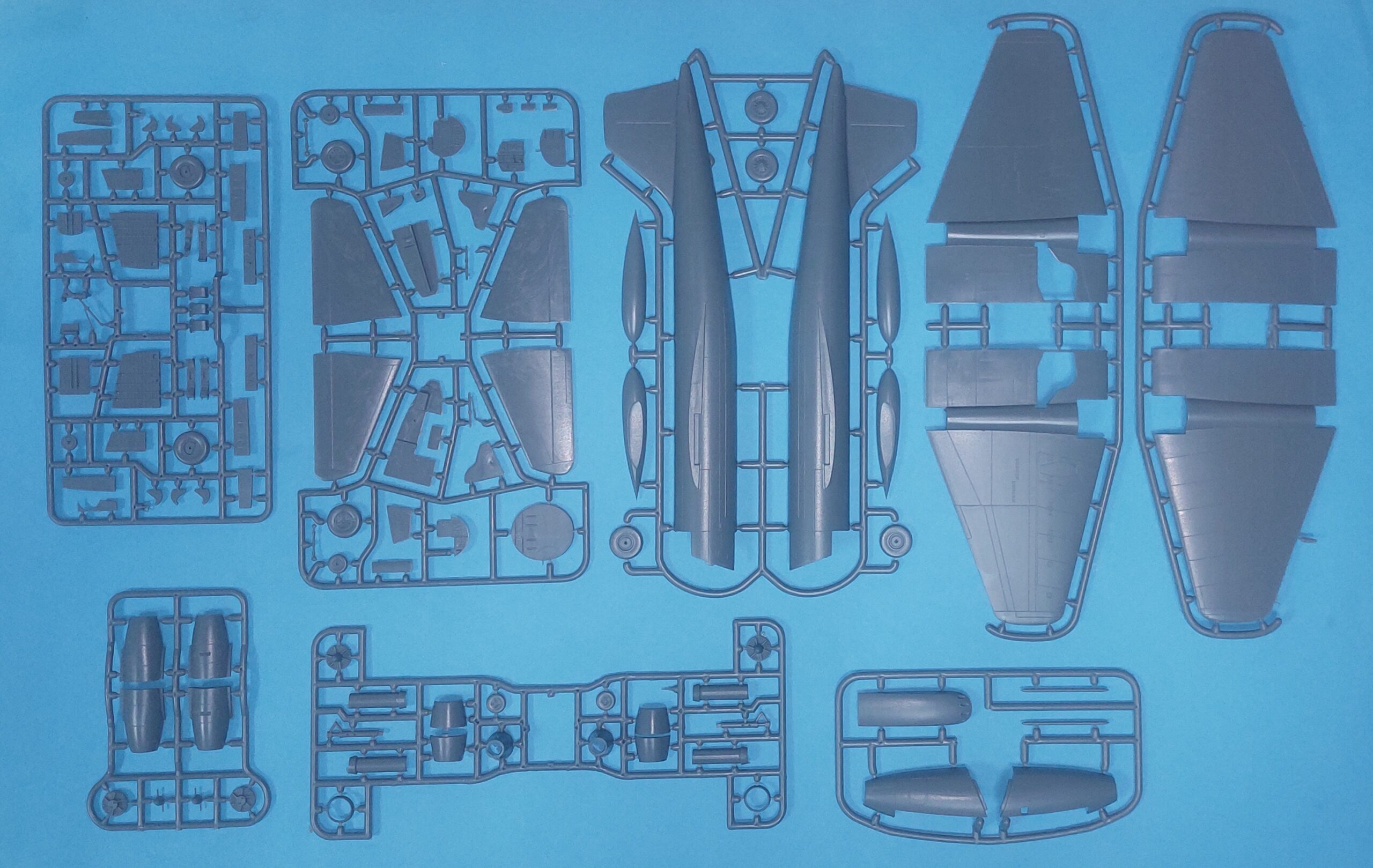 amp-mikromir-72-02-canberra-b6-maquette-avion-1-72-bombardier image 3