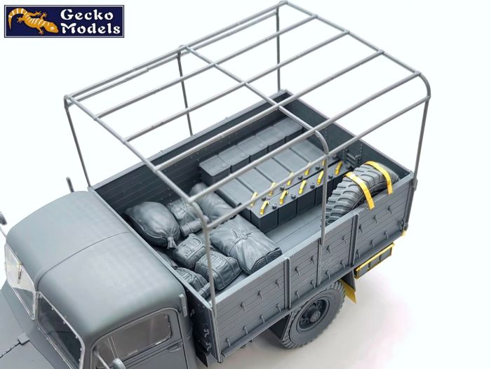gecko-models-35gm0098-bedford-oxd-maquette-camion-1-35 image 3