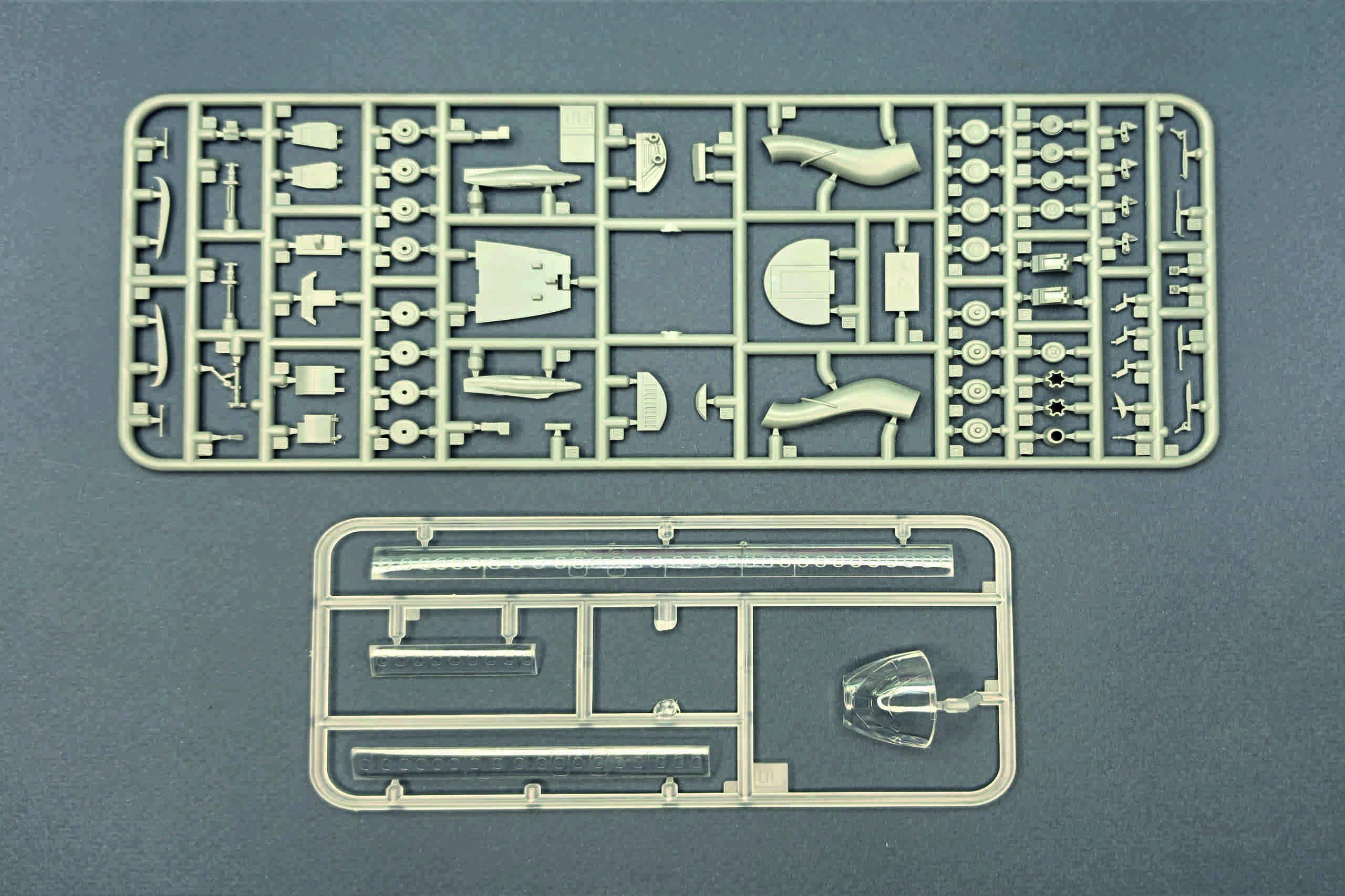 x-scale-x144014-hs-121-trident-2e-maquette-avion-1-144-ligne image 4