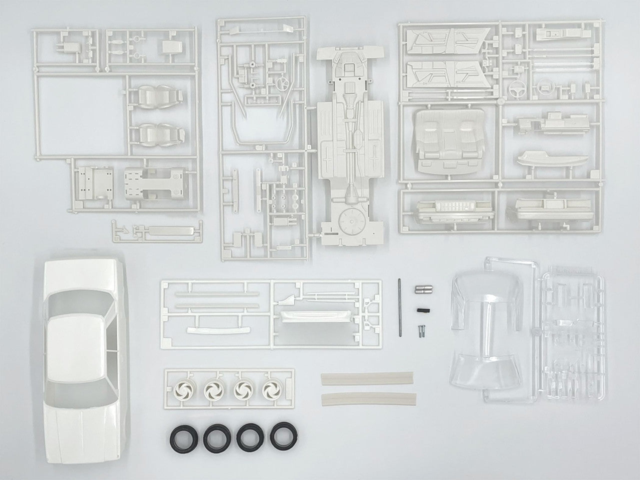 fujimi-crown-047713-1-24-maquette-voiture-high-society image 2