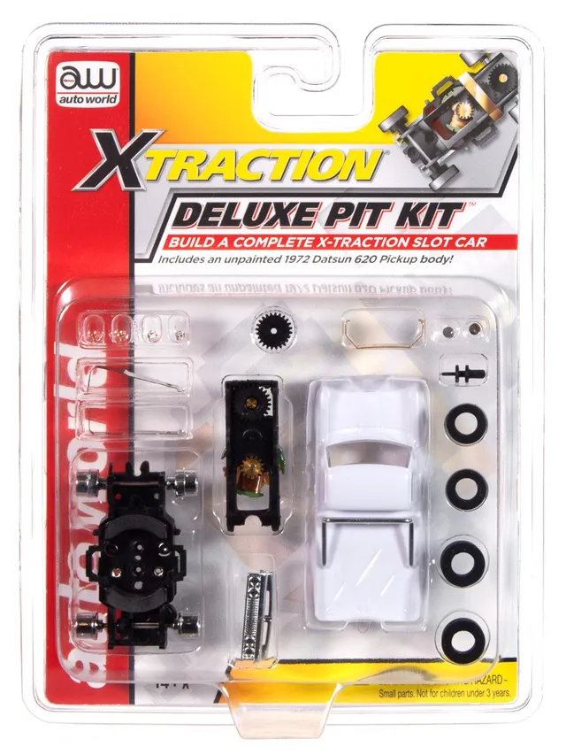 auto-world-x-traction-datsun-620-1972-slot-car-ho-pit-kit image 1