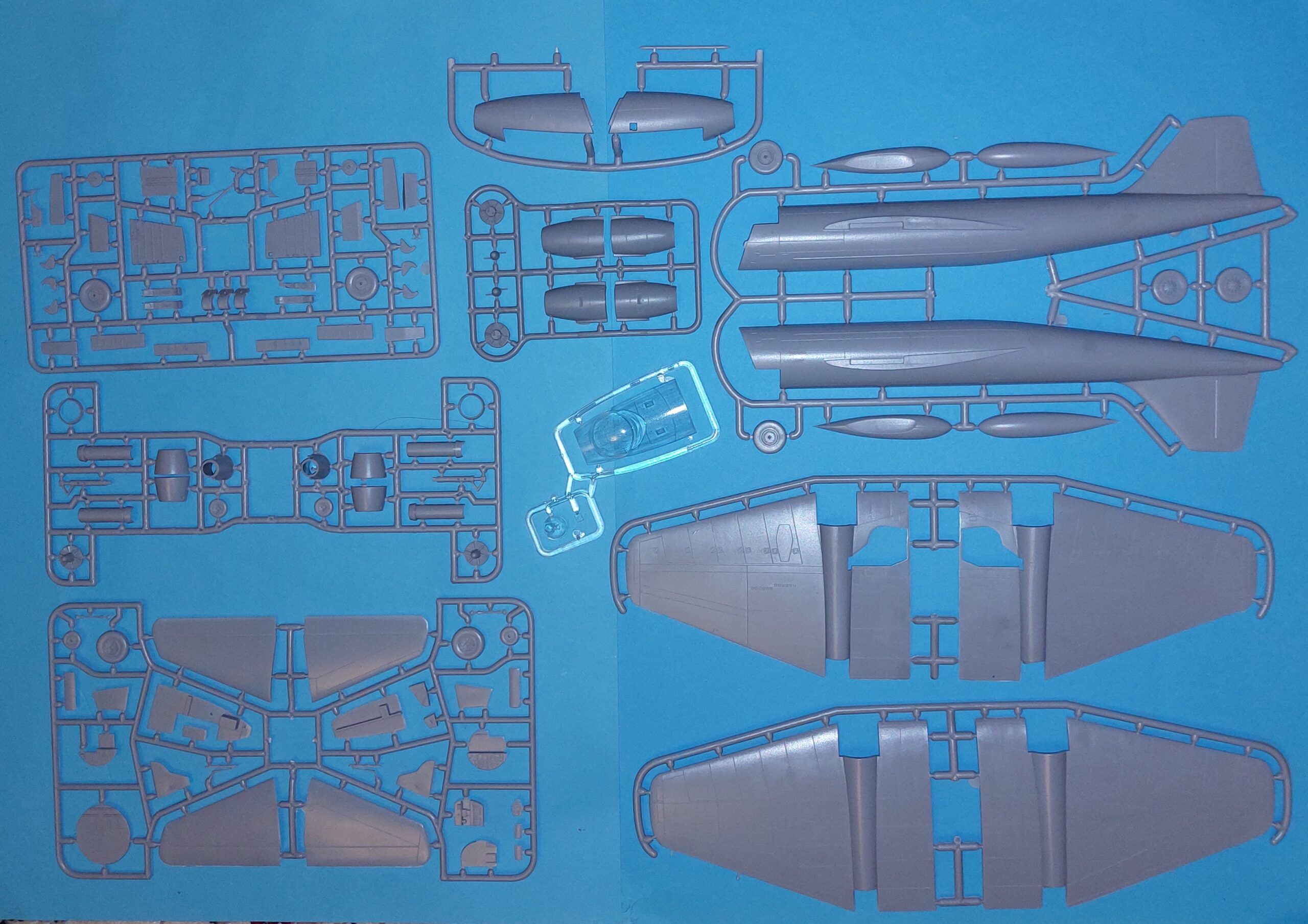 amp-english-electric-canberra-b2-72018-maquette-avion-1-72 image 3