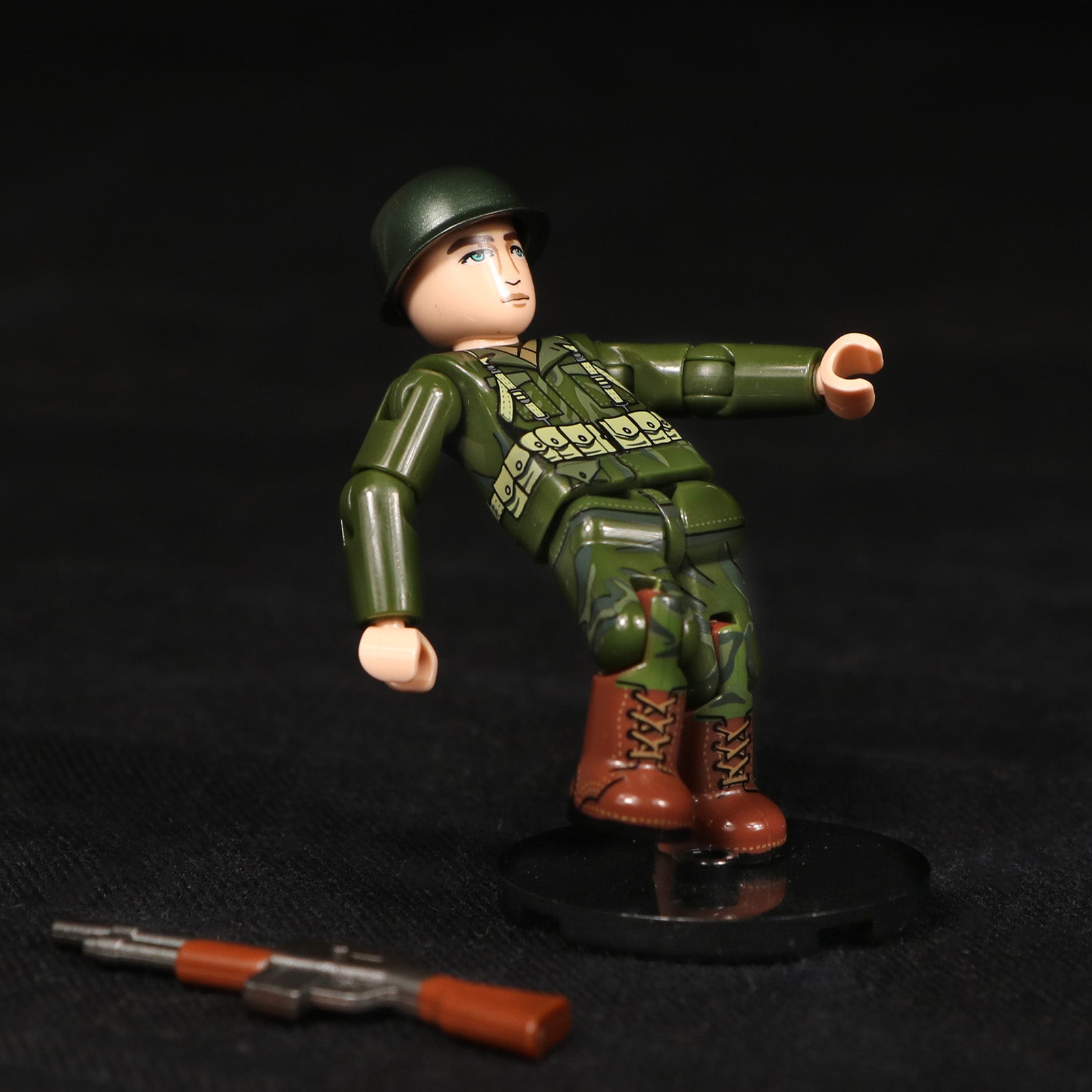 build-army-baf005-infantry-rifleman-us-ww2-1-33 image 4
