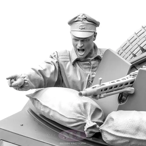 sol-resin-factory-mm636-officier-allemand-figurines-1-16-sd-kfz-251 image 1