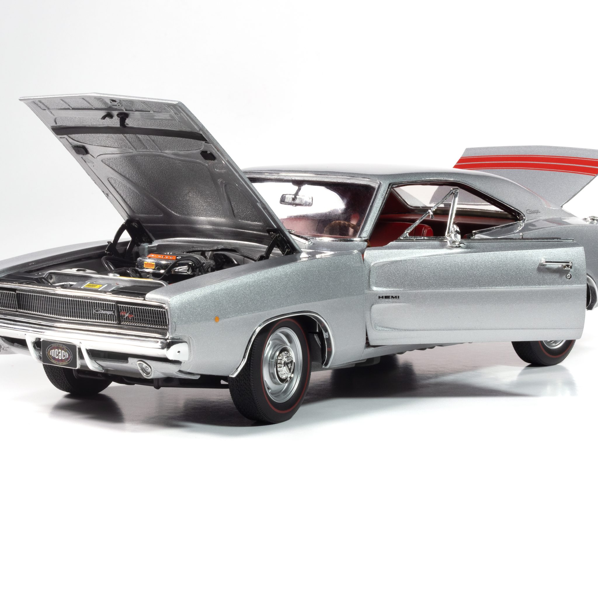 american-muscle-1968-dodge-charger-r-t-miniature-1-18-argent image 2