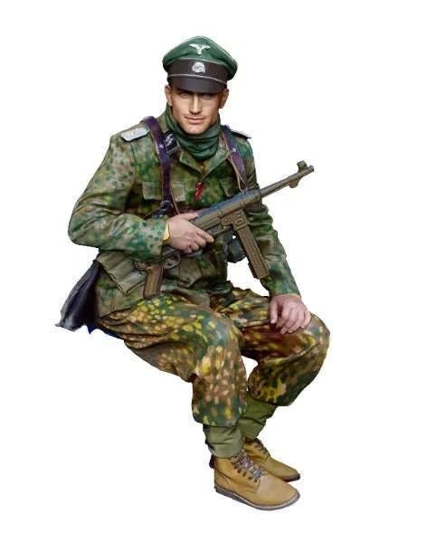 h3-models-16138-figurine-commandant-ss-1-16-r-sine image 1