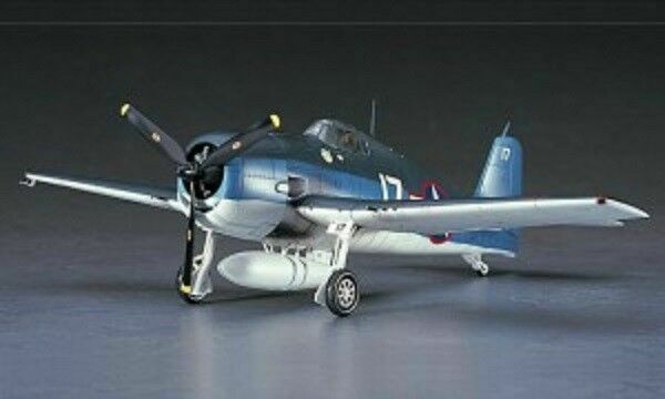 hasegawa-09134-f6f-3-hellcat-uss-essex-maquette-avion-1-48 image 1