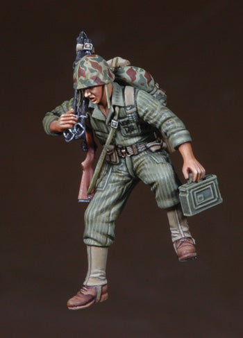 def-model-do35039-usmc-mg-gunner-figurine-r-sine-1-35 image 1